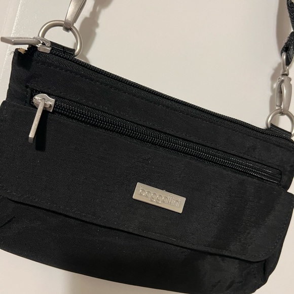 Baggallini Bags Baggallini Purse Poshmark